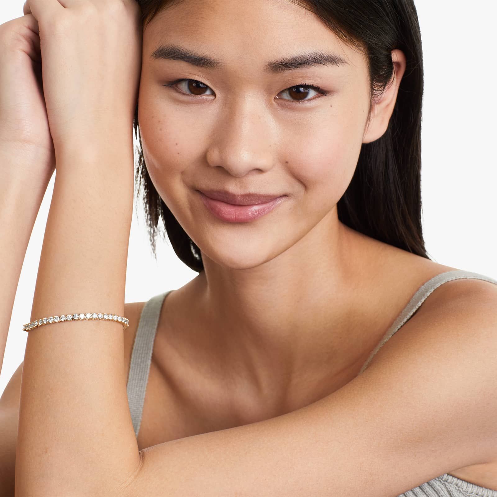 Round Lab Grown Diamond Two Prong Tennis Bracelet, EF Color, VS Clarity, IGI Certificate