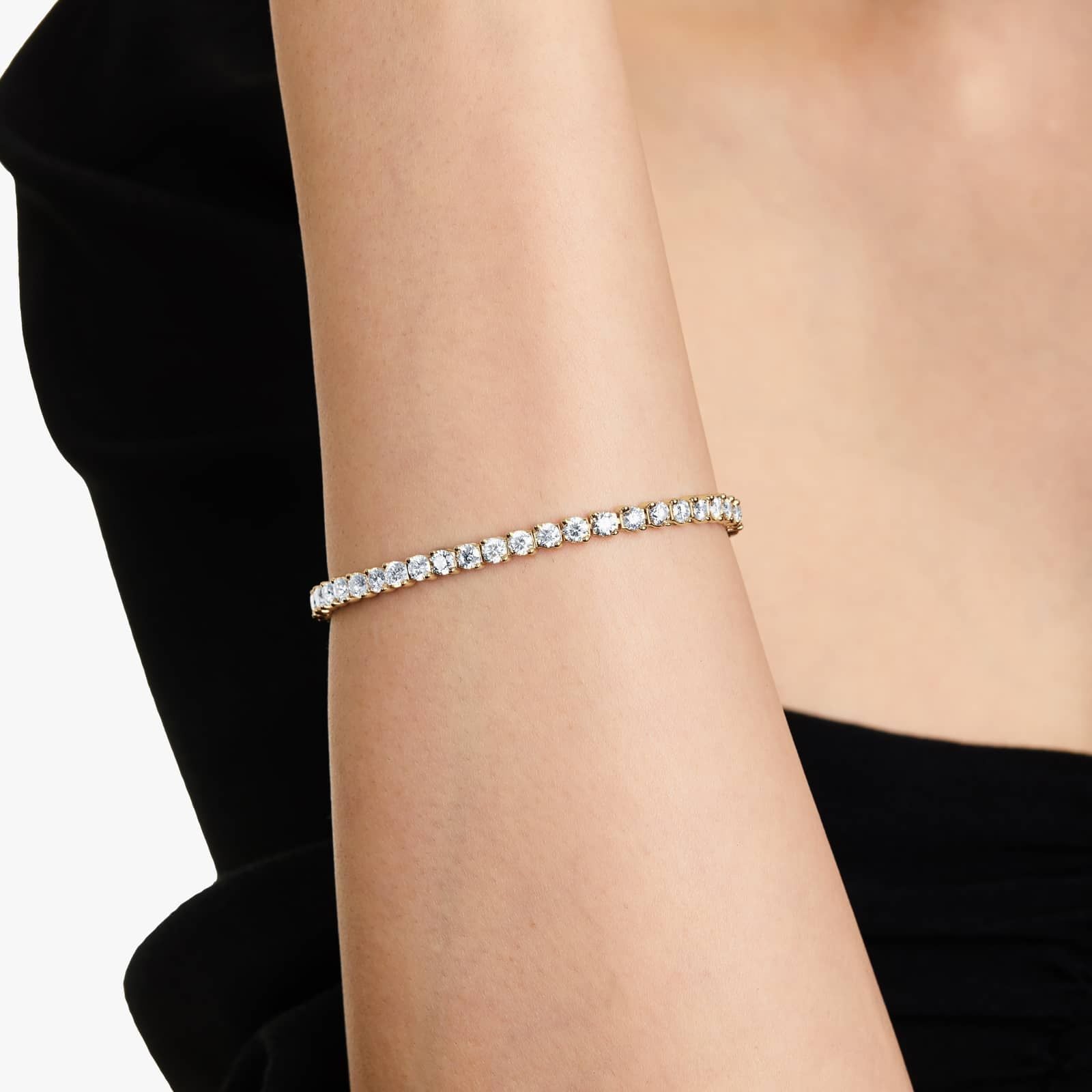 Round Lab Grown Diamond Two Prong Tennis Bracelet, EF Color, VS Clarity, IGI Certificate