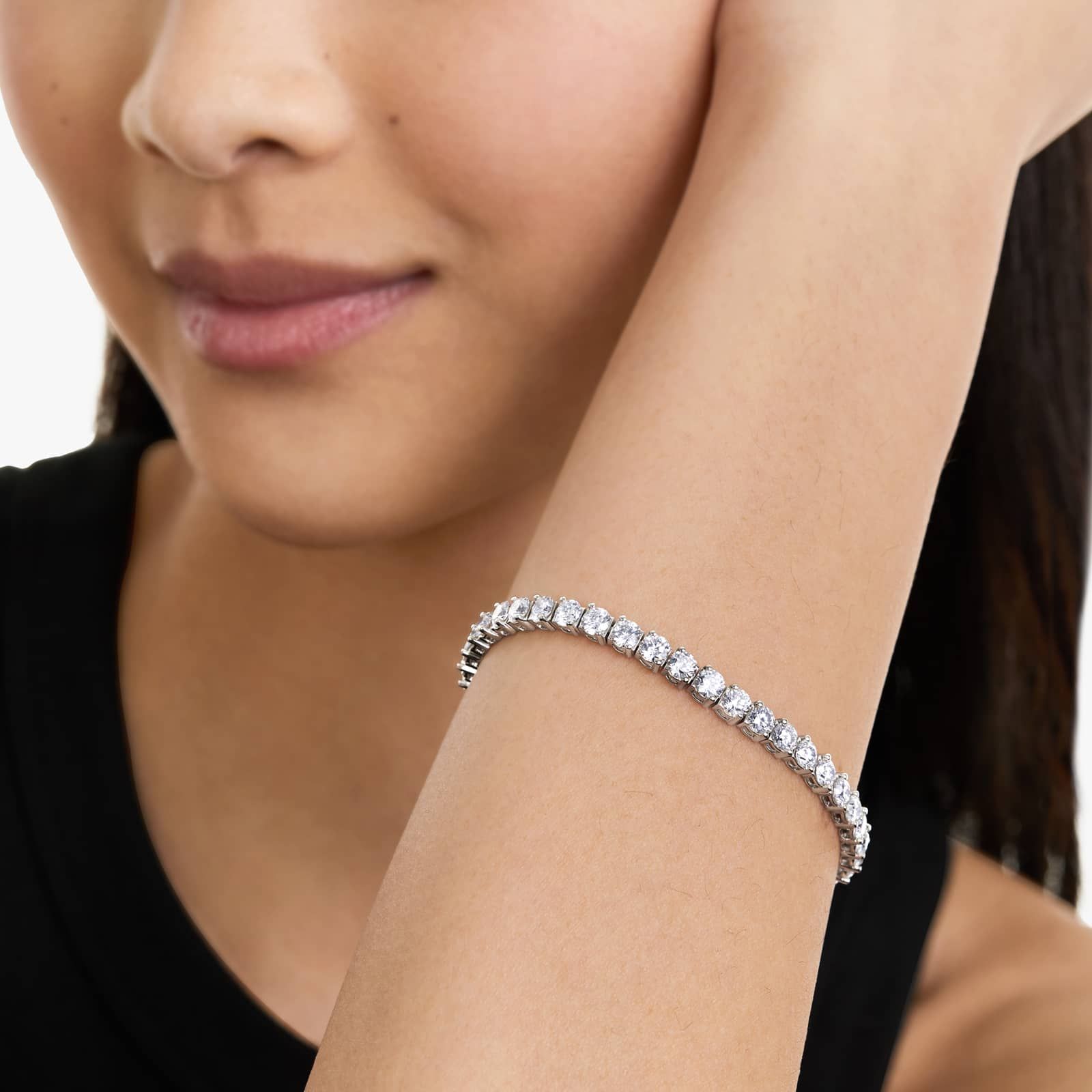 Round Lab Grown Diamond Two Prong Tennis Bracelet, EF Color, VS Clarity, IGI Certificate