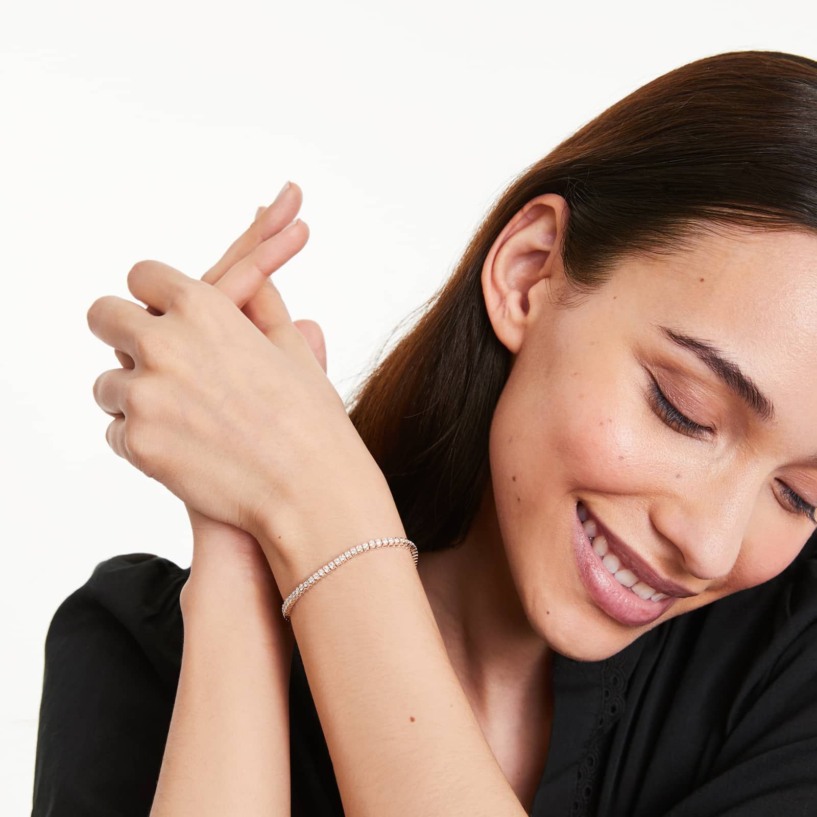 Round Lab Grown Diamond Bezel Tennis Bracelet, EF Color, VS Clarity, IGI Certified