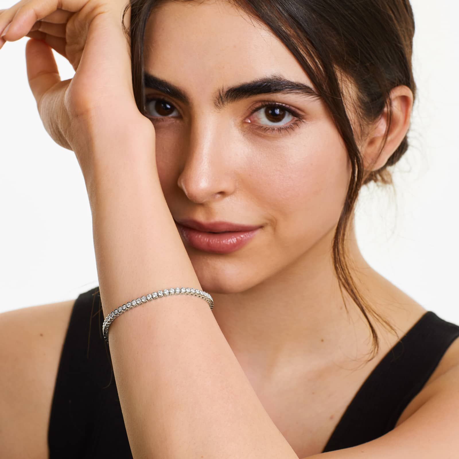 Round Lab Grown Diamond Bezel Tennis Bracelet, EF Color, VS Clarity, IGI Certified