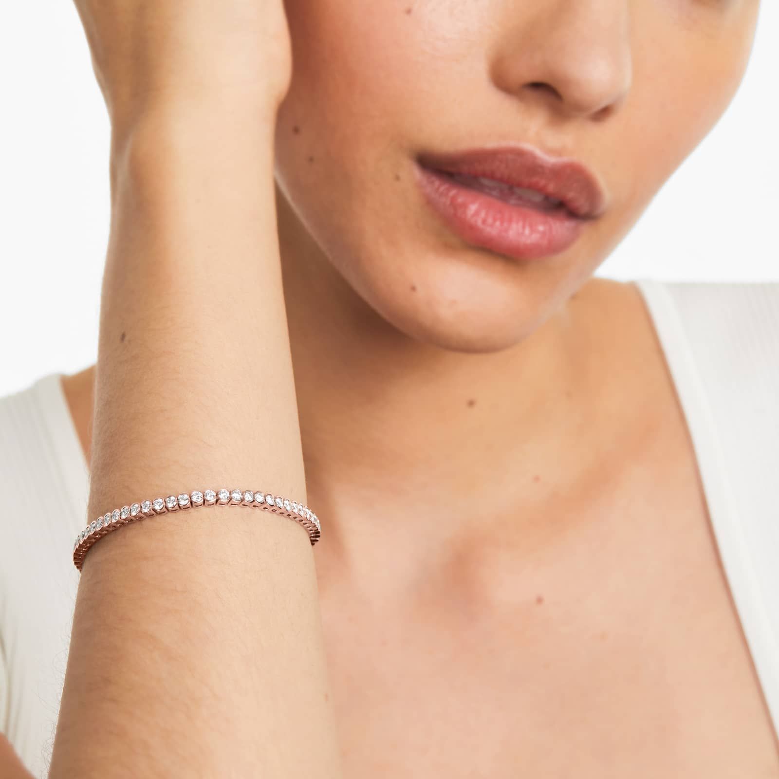 Round Lab Grown Diamond Bezel Tennis Bracelet, EF Color, VS Clarity, IGI Certified