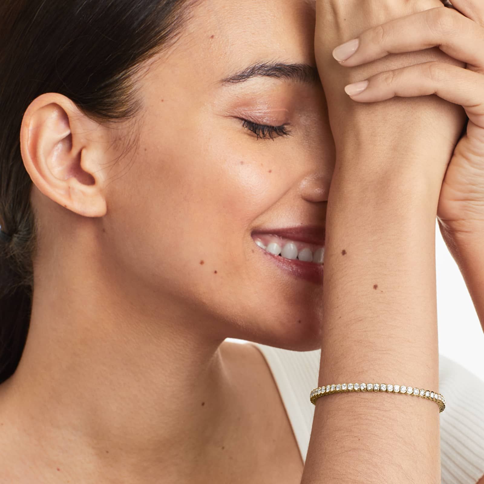 Round Lab Grown Diamond Bezel Tennis Bracelet, EF Color, VS Clarity, IGI Certified