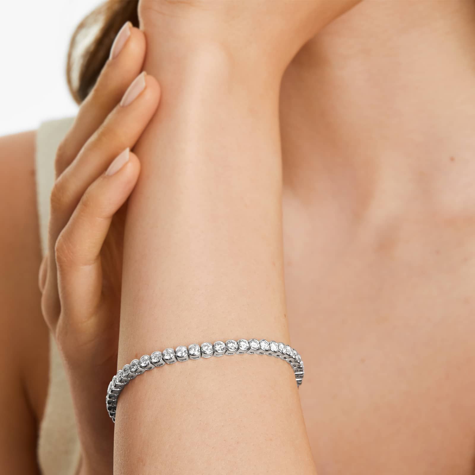 Round Lab Grown Diamond Bezel Tennis Bracelet, EF Color, VS Clarity, IGI Certified