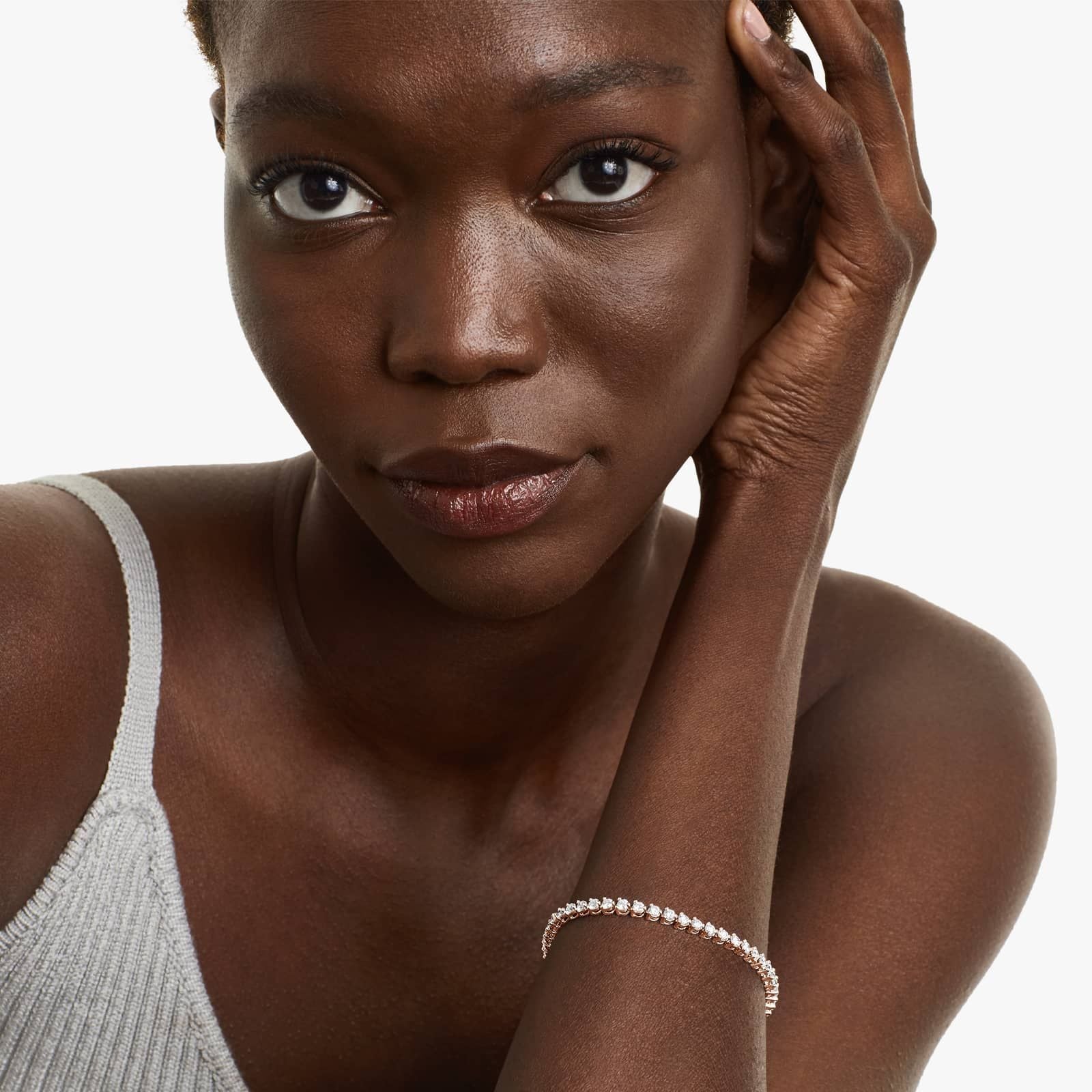 Round Lab Grown Diamond Three Prong Flower Clasp Tennis Bracelet,EF Color, VS Clarity, IGI Certificate