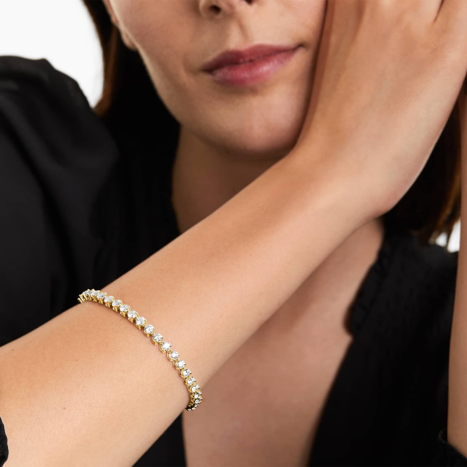 Round Lab Grown Diamond Three Prong Flower Clasp Tennis Bracelet,EF Color, VS Clarity, IGI Certificate