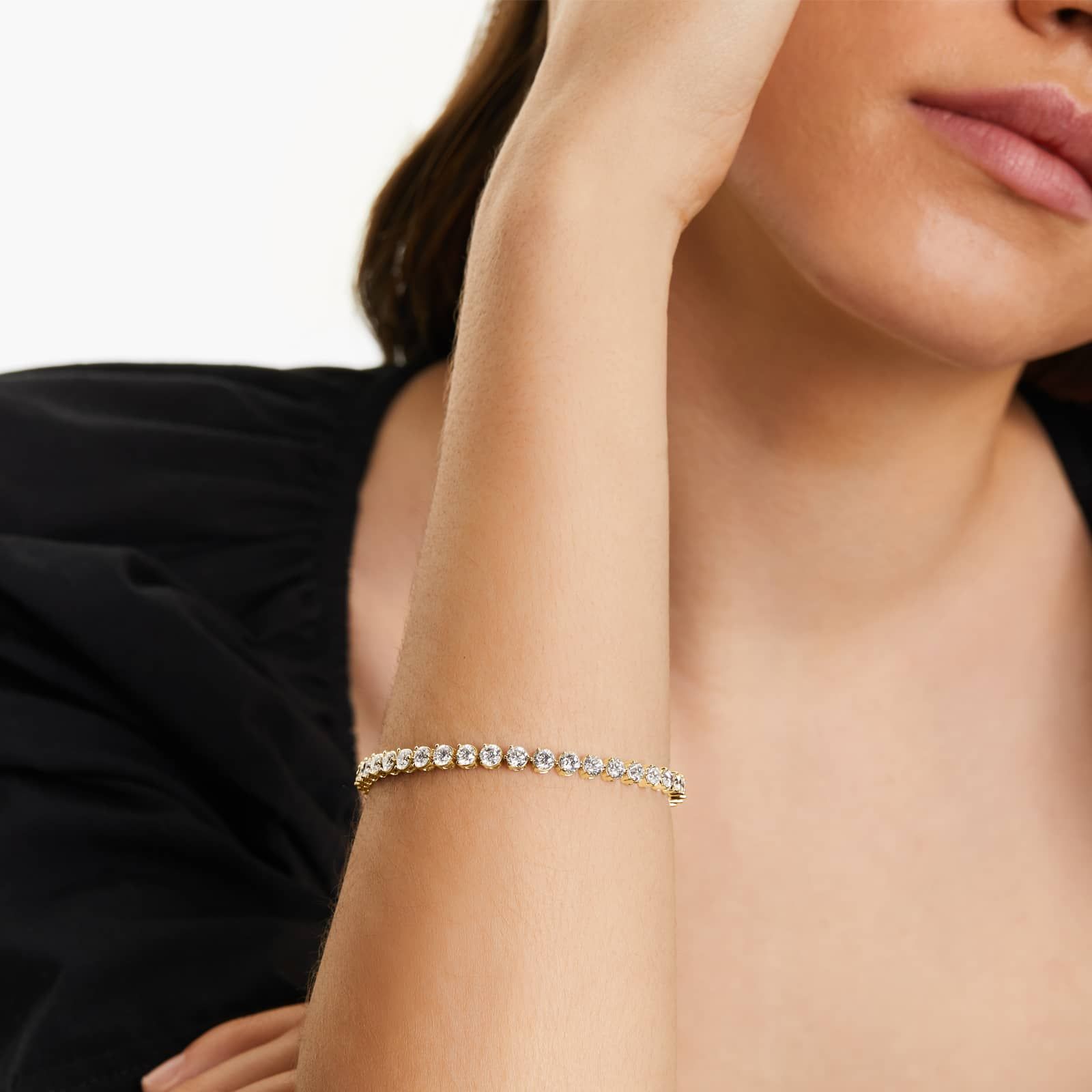 Round Lab Grown Diamond Three Prong Flower Clasp Tennis Bracelet,EF Color, VS Clarity, IGI Certificate