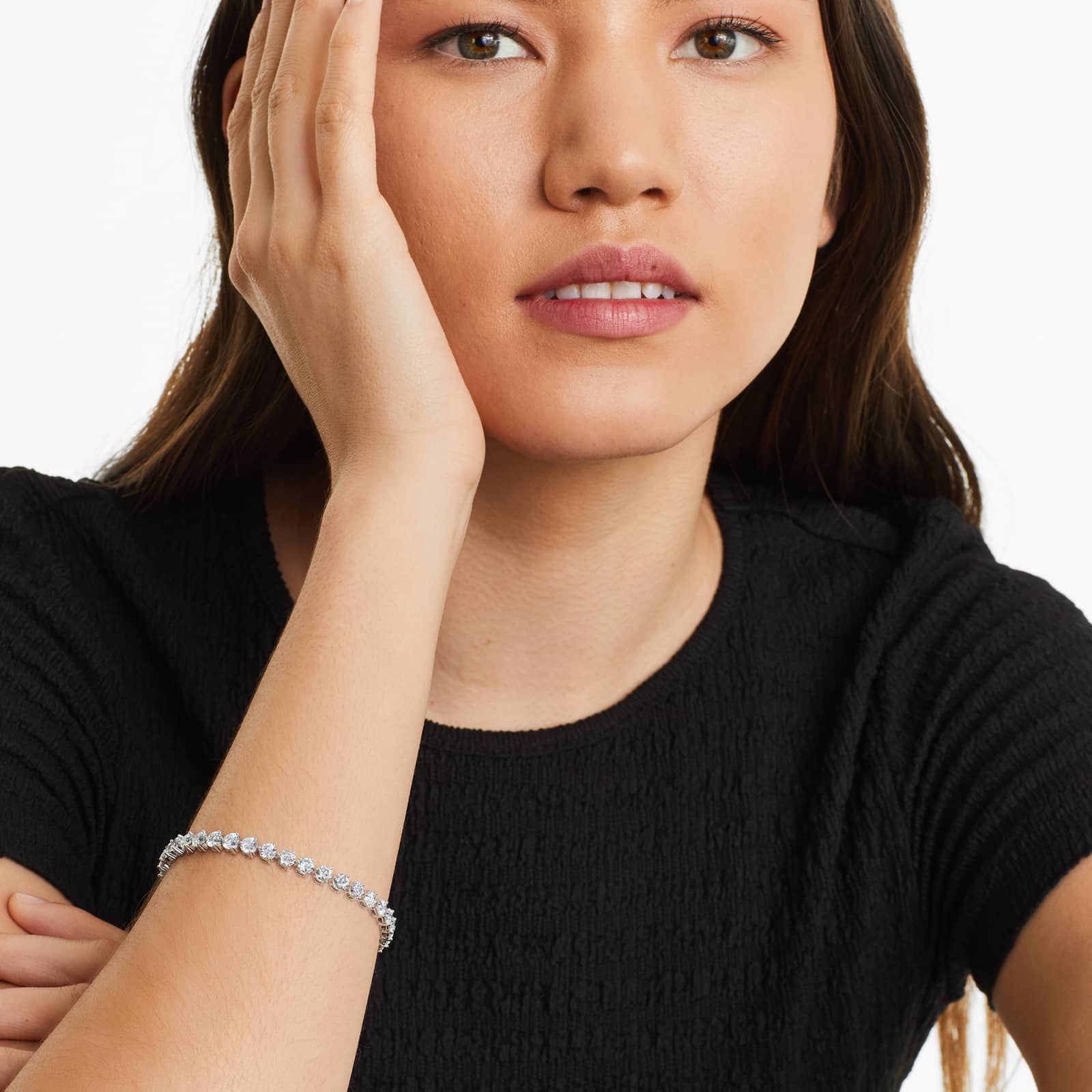 Round Lab Grown Diamond Three Prong Flower Clasp Tennis Bracelet,EF Color, VS Clarity, IGI Certificate