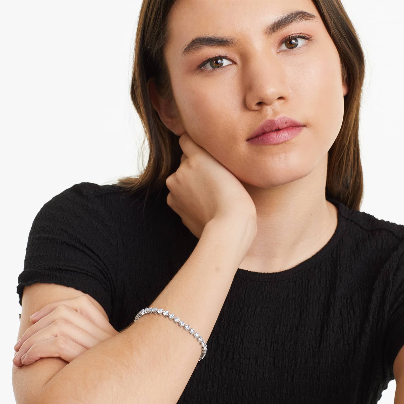 Round Lab Grown Diamond Three Prong Flower Clasp Tennis Bracelet,EF Color, VS Clarity, IGI Certificate