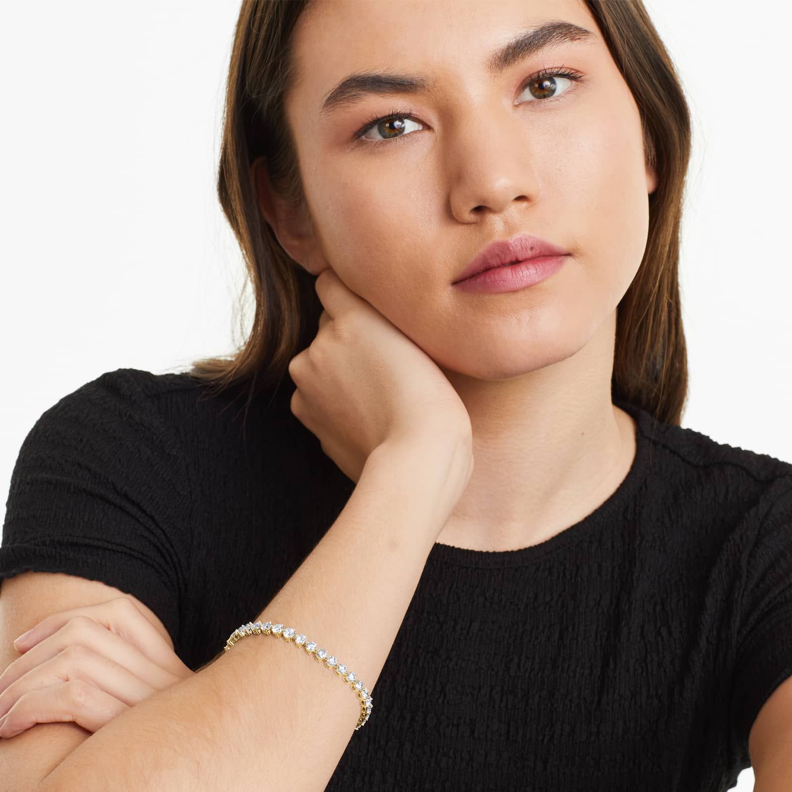 Round Lab Grown Diamond Three Prong Flower Clasp Tennis Bracelet,EF Color, VS Clarity, IGI Certificate