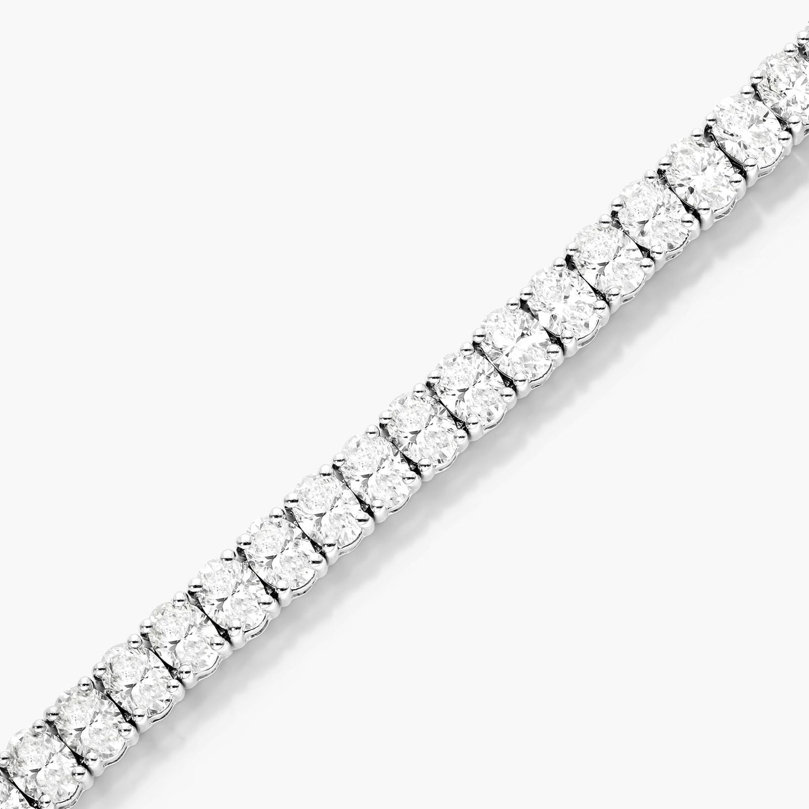 Oval Shape Lab Diamond Tennis Bracelet, EF Color , VS Clarity, IGI Certificate