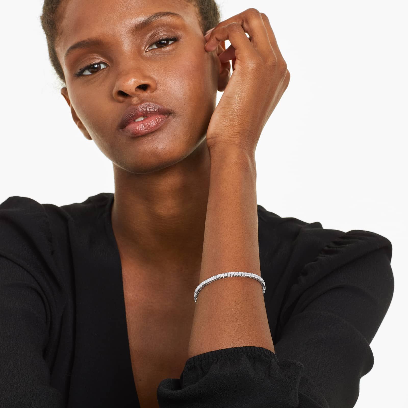 Emerald Lab Grown Diamond Tennis Bracelet, EF Color, VS Clarity, IGI certified