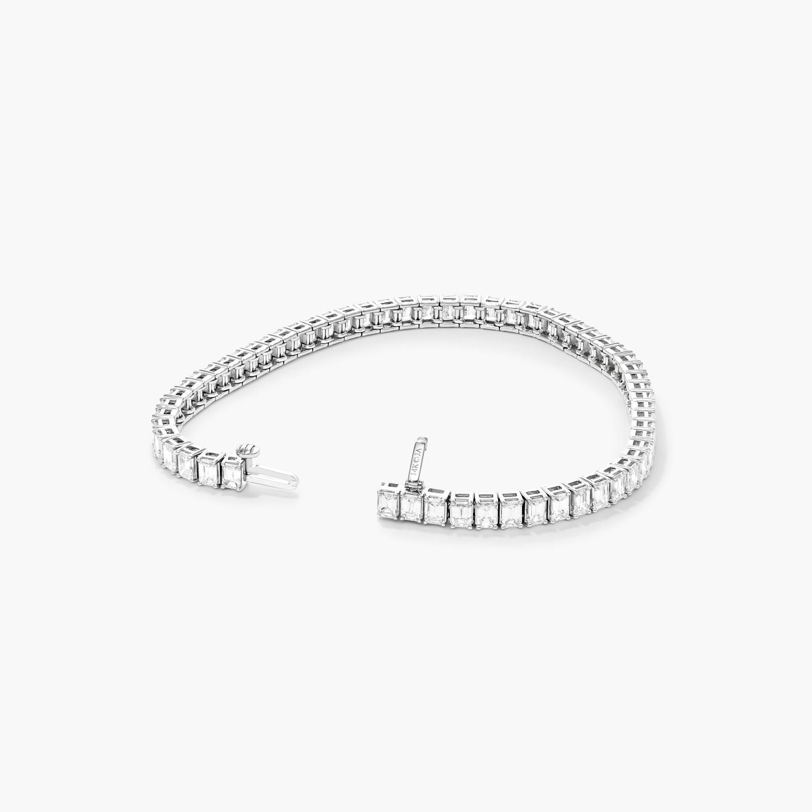 Emerald Lab Grown Diamond Tennis Bracelet, EF Color, VS Clarity, IGI certified