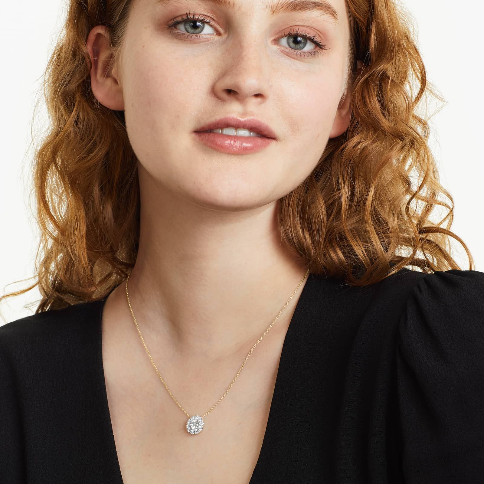 Round Lab Grown Diamond Halo Setting Pendant With Chain, EF Color, VS Clarity. IGI Certified