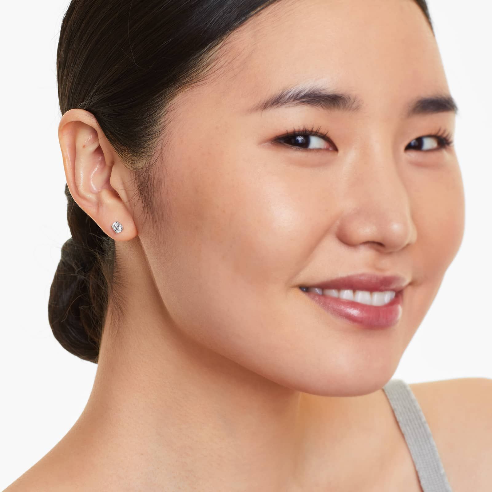 Unii Jewels Solitaire Stud