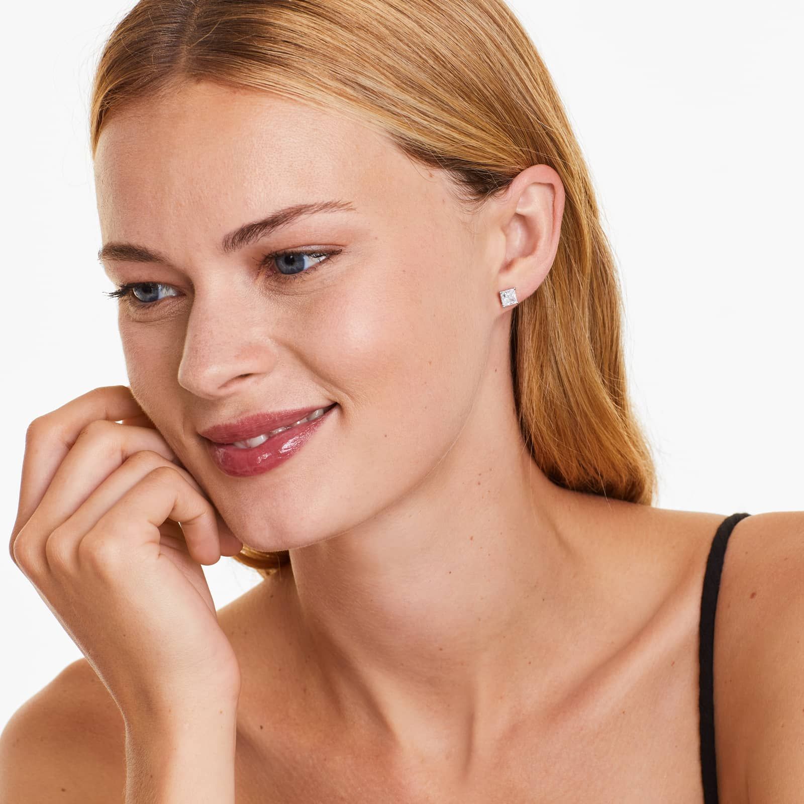 Unii Jewels Solitaire Stud