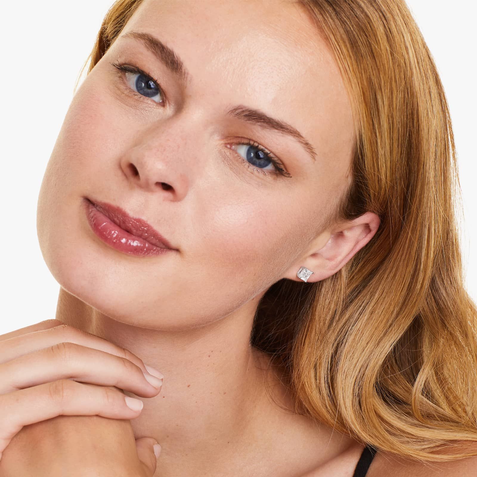 Unii Jewels Solitaire Stud