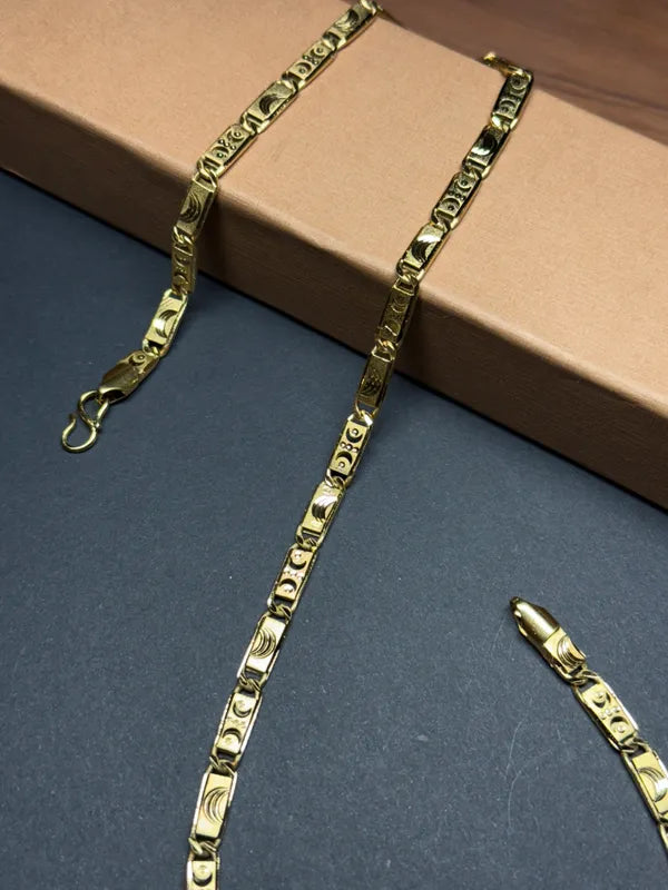 Graceful Designed Best Quality Brass Material with Micro Gold Plated Nawabi Chain for Men