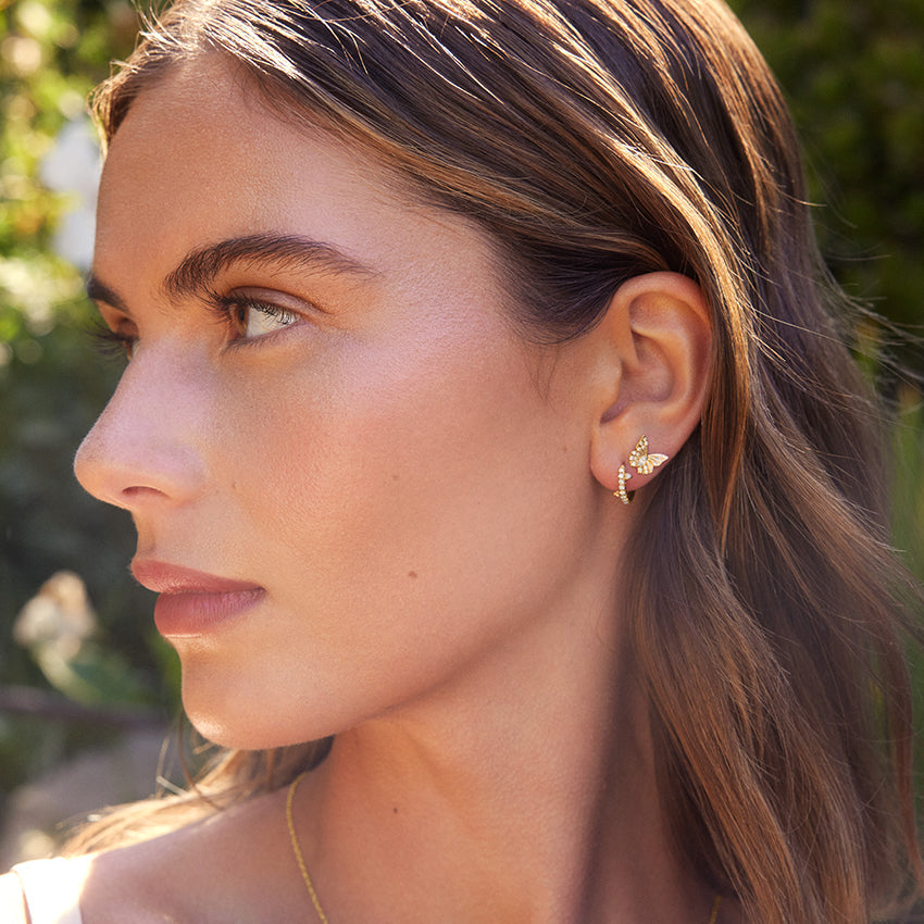 Round lab Grown Diamond Huggie Earring, EF Color, VS Clarity - IGI Certificate