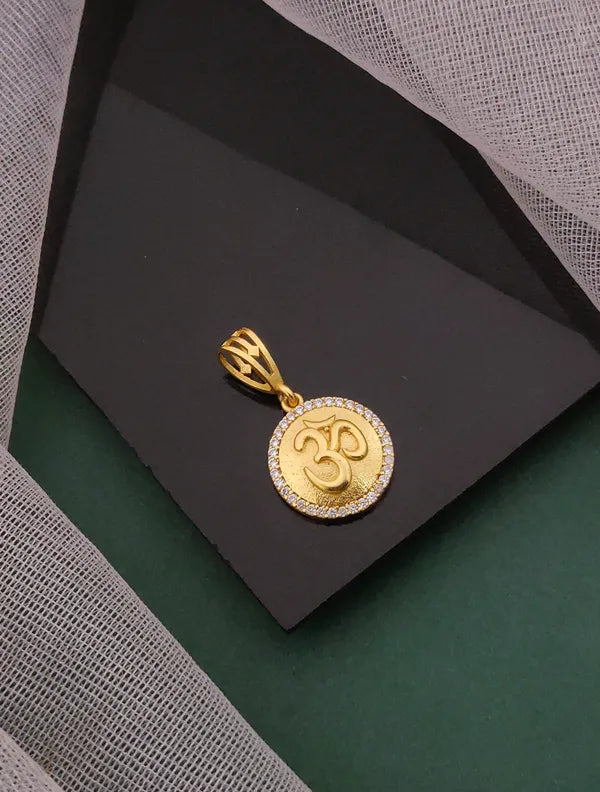 Round Om with Circle Diamond Line Pendant