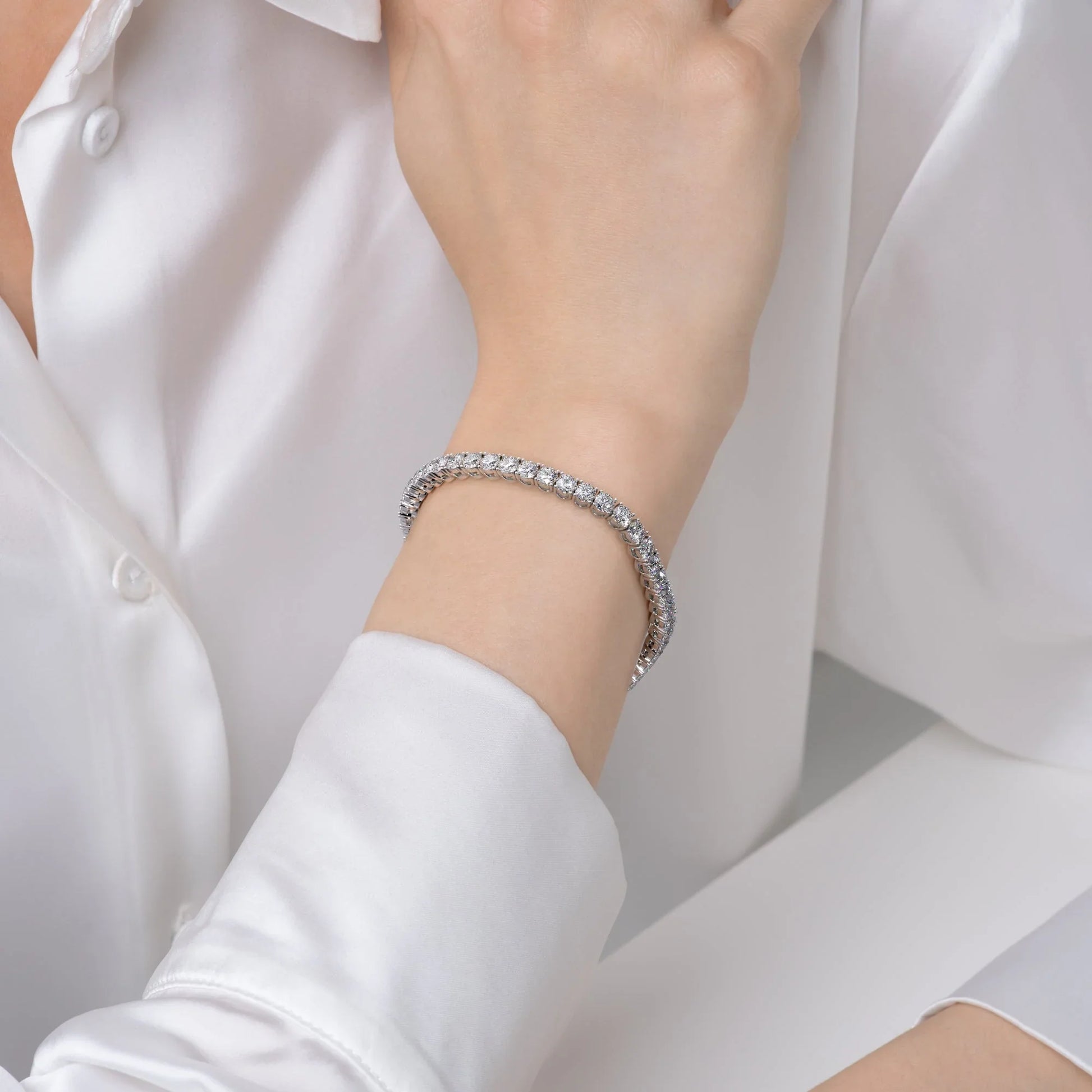 Round Lab Grown Diamond Tennis Bracelet, EF Color, VS Clarity, IGI Certificate