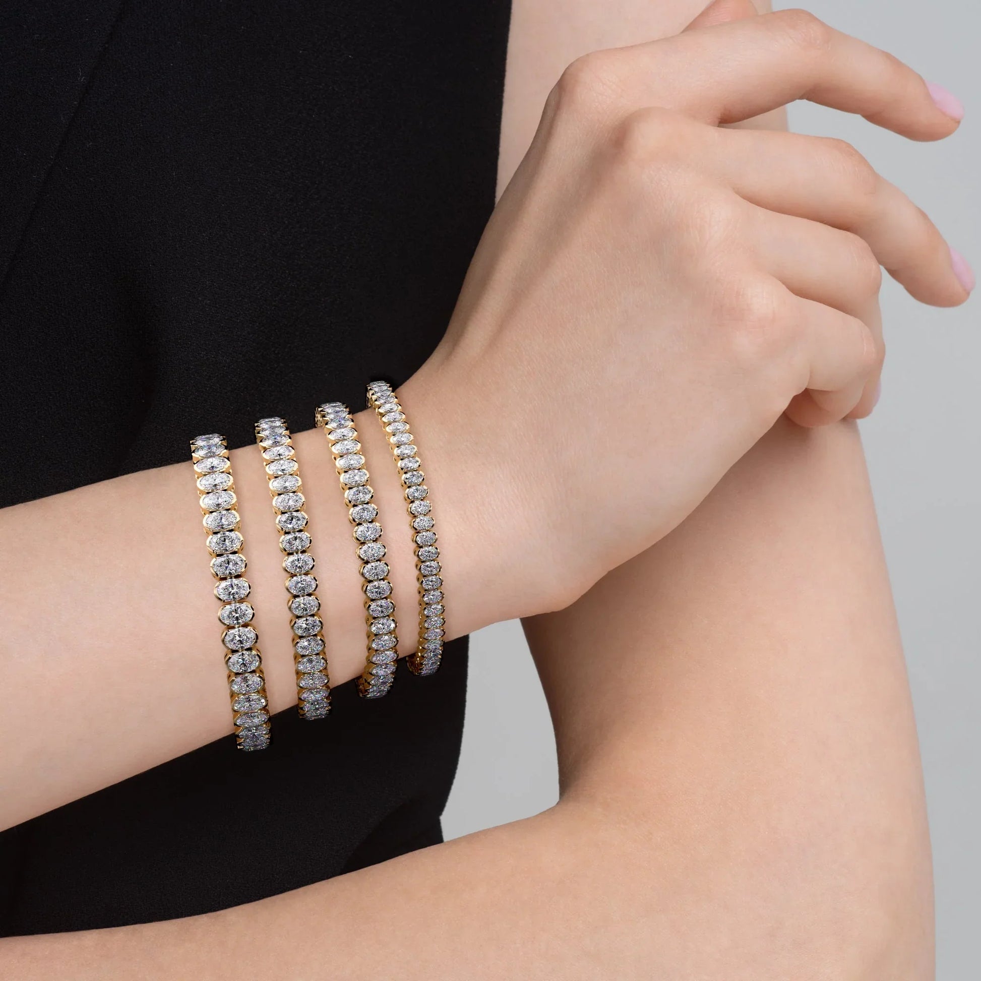 Oval Lab Grown Diamond Bezel Tennis Bracelet, EF Color, VS Clarity, IGI Certificate