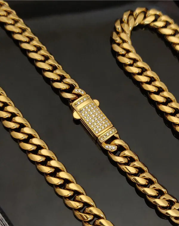 Claasical Men’s Fashion cuban Design Gold Pleted Hiphop Anti Tarnish & Waterproof Chain For Men & Boys