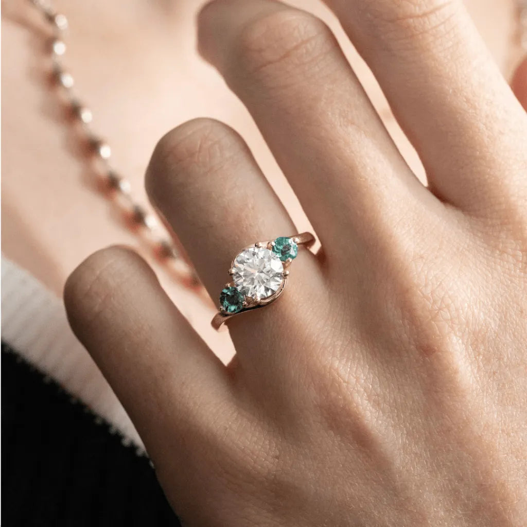 Common :: 1.70ct round lab grown diamond three stone engagement ring white gold classic ring