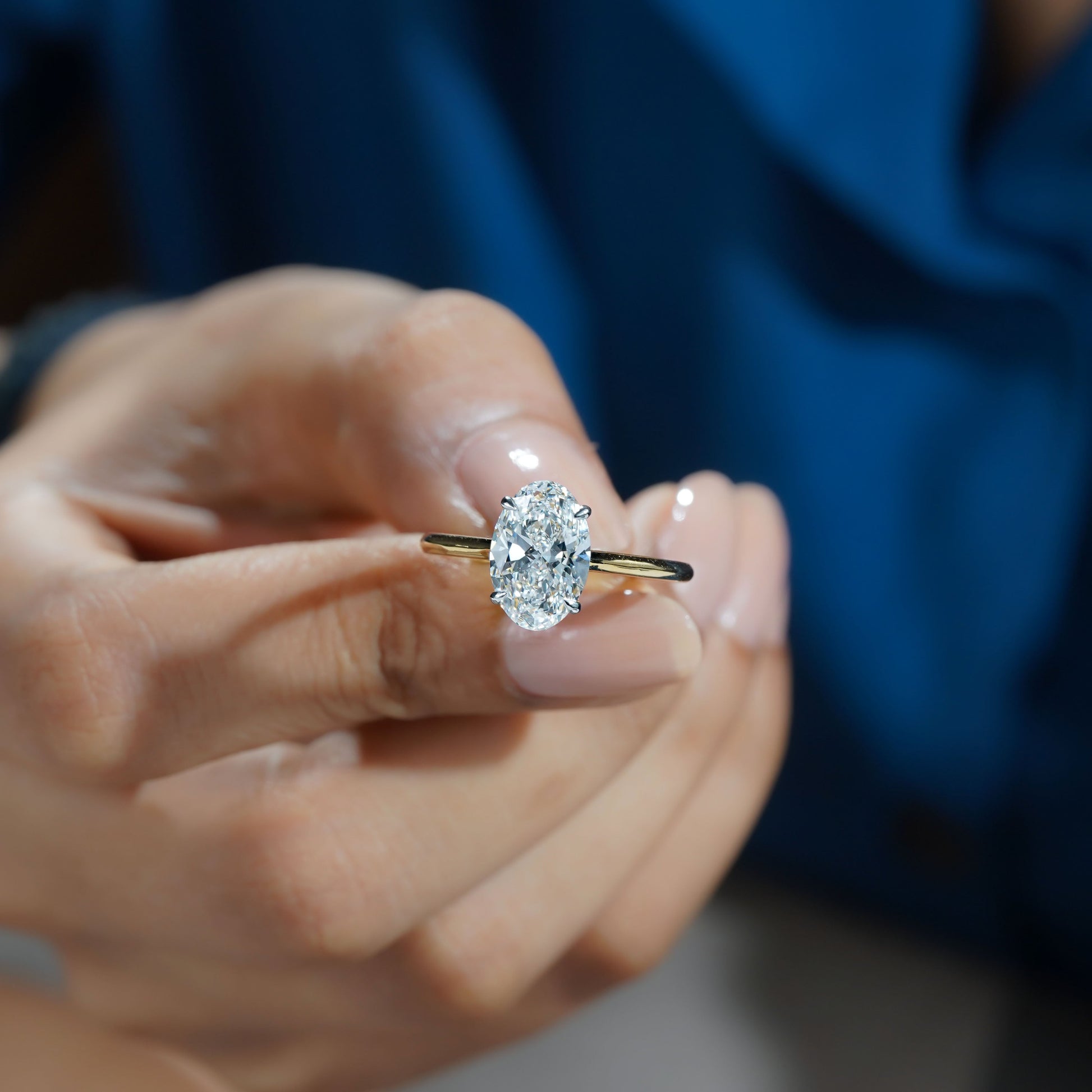 Oval Cut 2.00ct Lab Grown Diamond Solitaire | Two-Tone Gold Engagement Ring | VVS-VS Clarity | IGI Certified | D-E-F Color