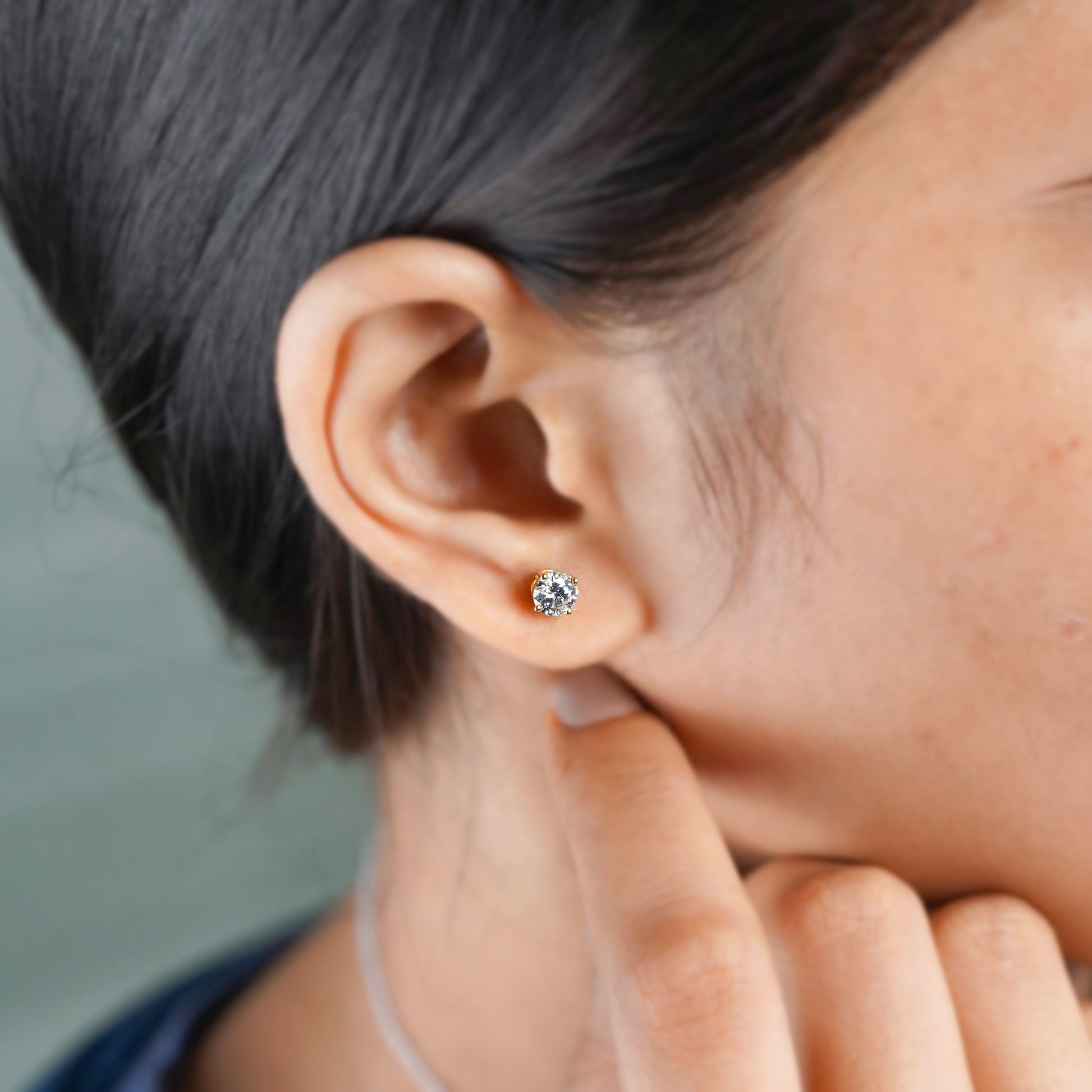 Round 1.00tcw Lab Grown Diamond Stud Earrings  | D-E-F Color, VVS–VS Clarity| IGI Certified