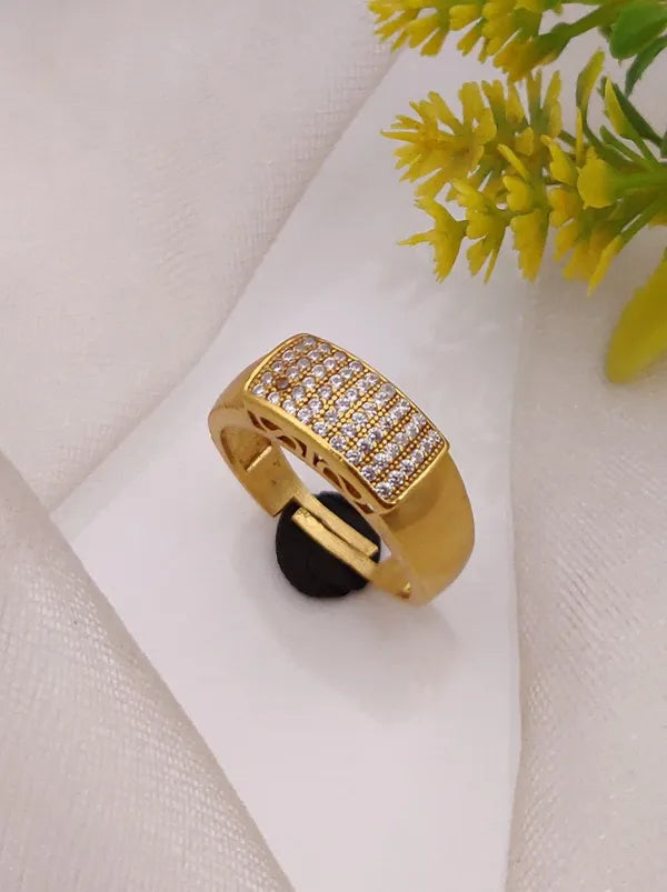 Diamond Gold Ring with aesthetic Design for Boys & Men
