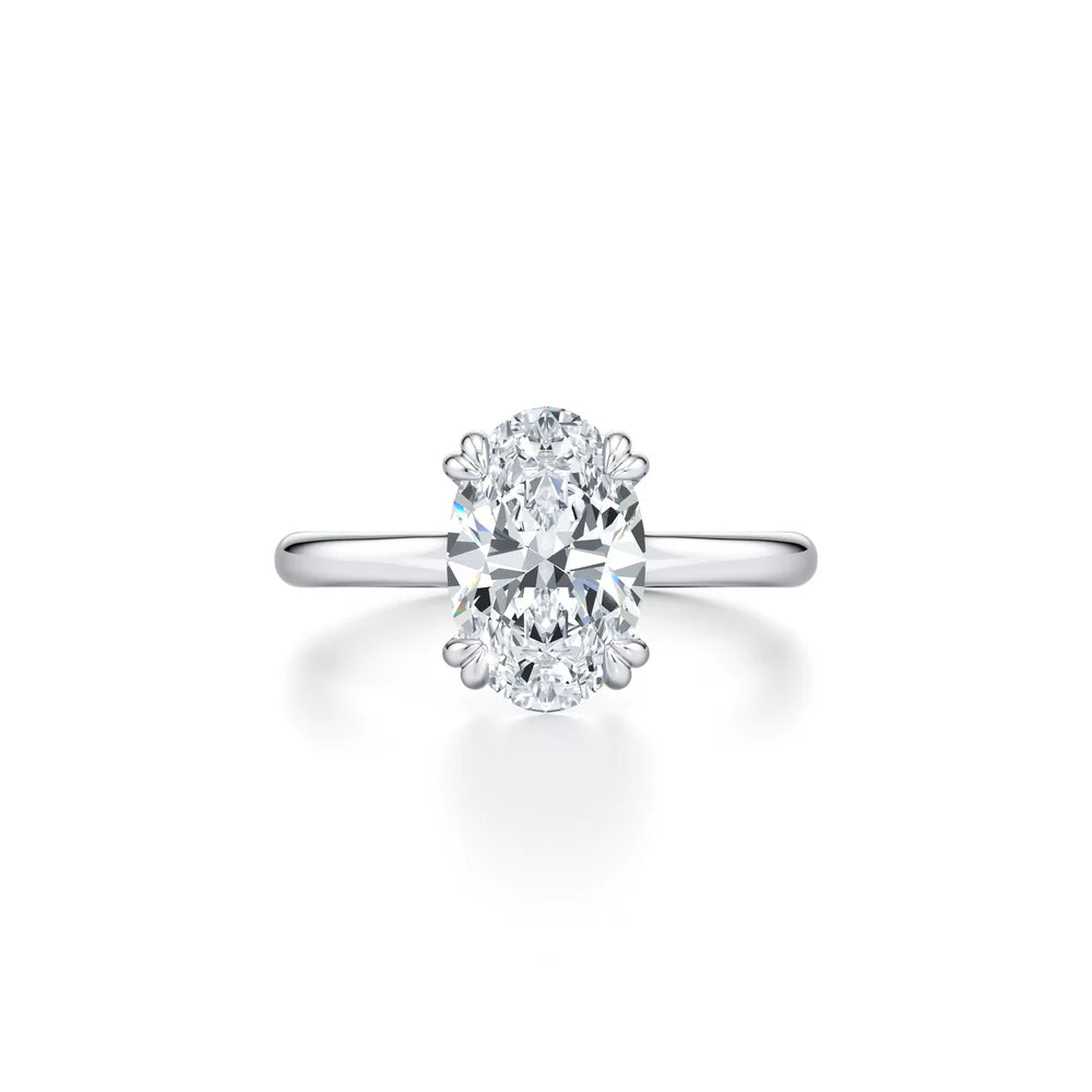 Common :: Kaelune 2.10ct oval solitaire lab grown diamond engagement ring IGI certified close up view