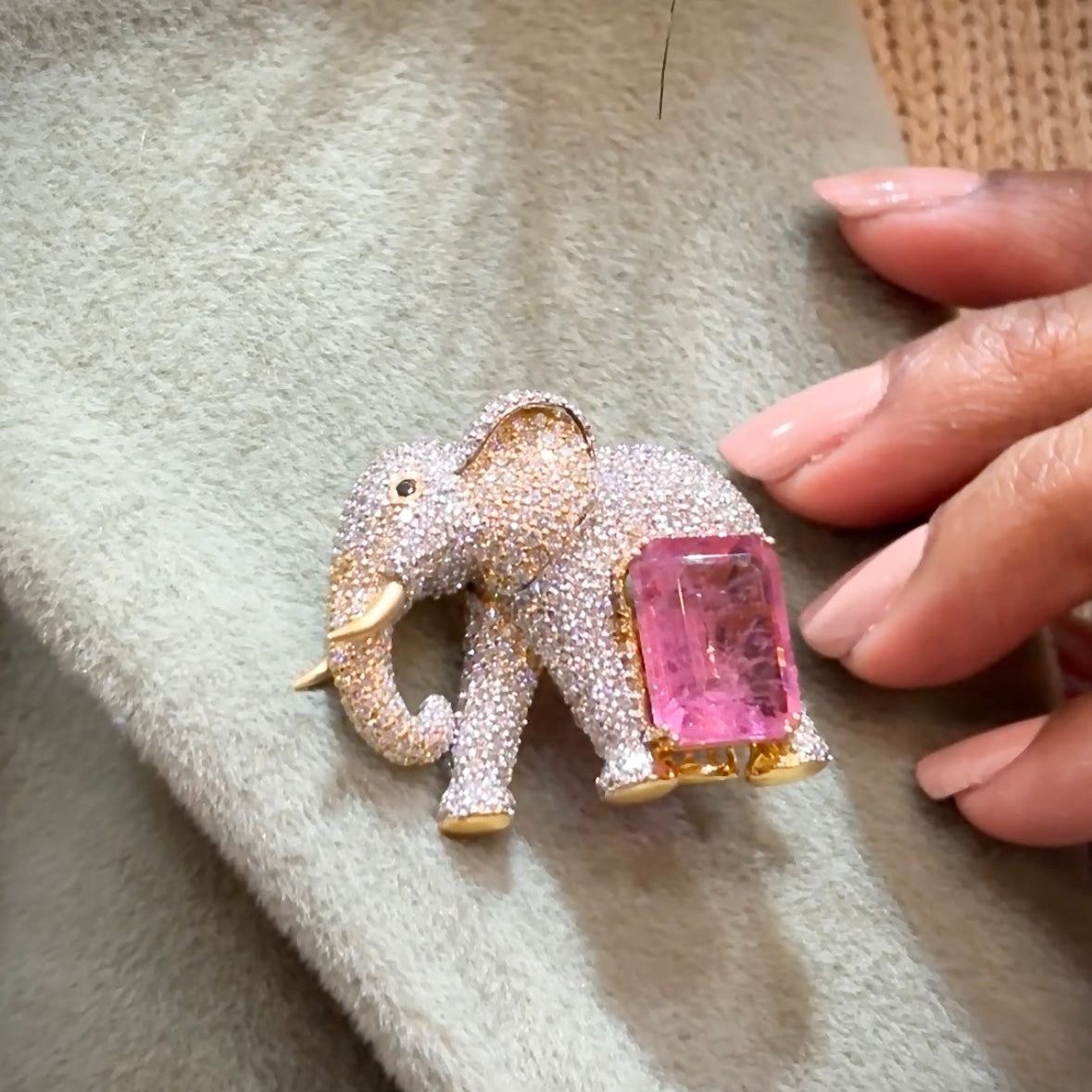 Ganesh Royal Lab Grown Diamond Brooch | IGI Certified EF VVS-VS | 9KT Yellow Gold Luxury Statement Pin