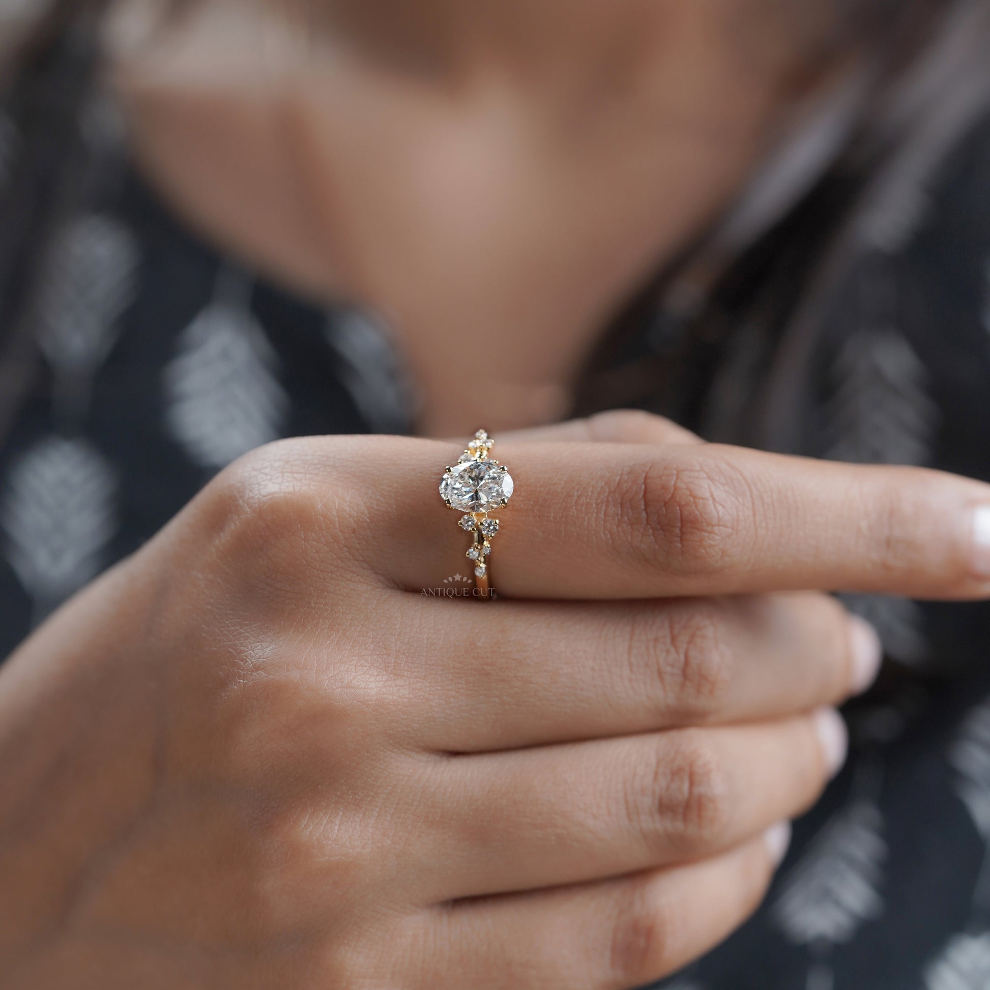 Oval 1.50tcw Lab Diamond Cluster Ring | Yellow Gold | Unique Side Design | IGI Certified