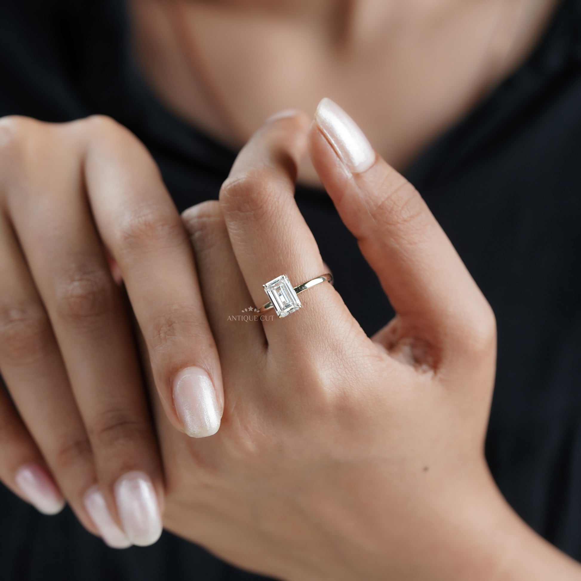 Emerald 2.00ct Lab Diamond Solitaire Ring | Yellow Gold | Minimalist IGI Certified