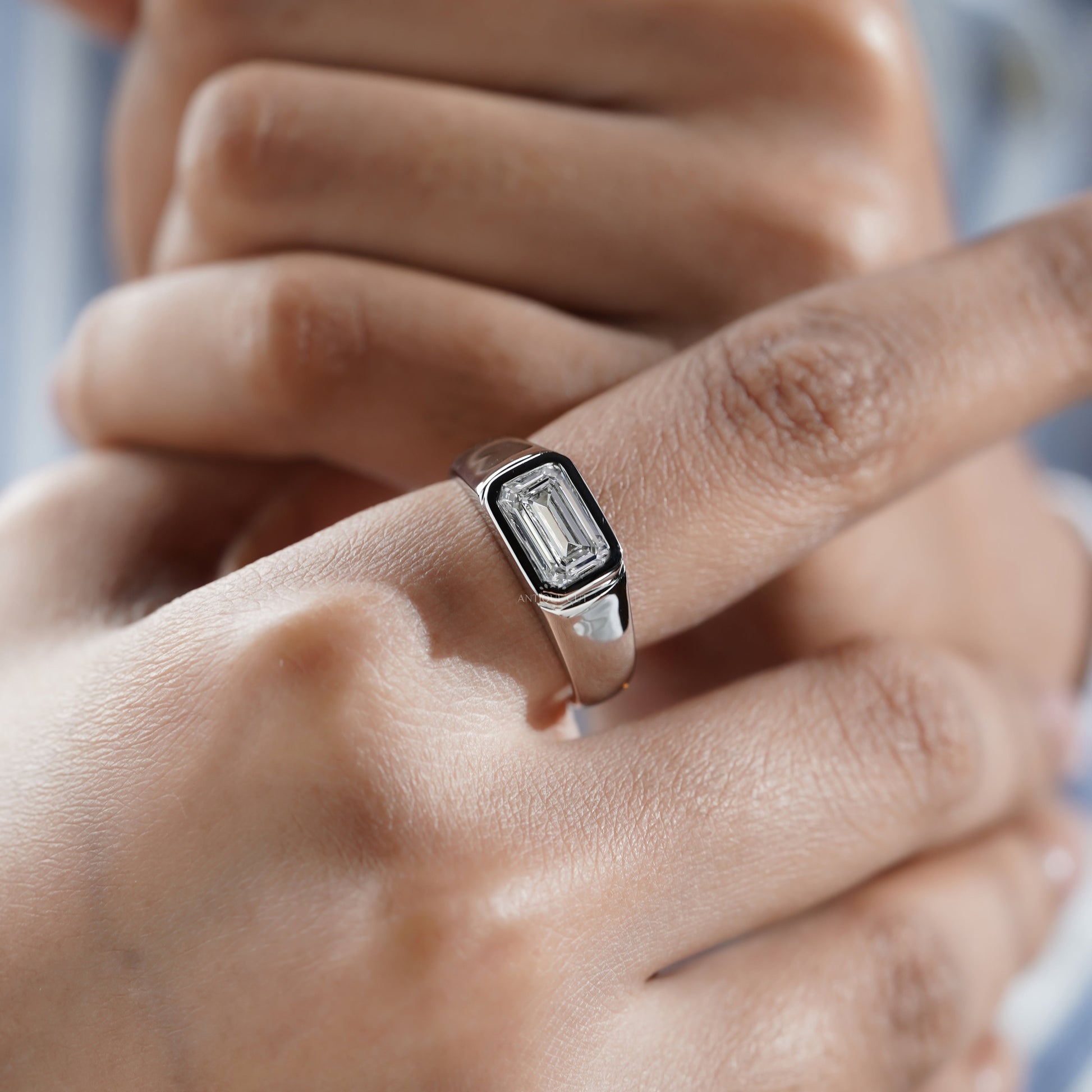 Emerald 2.50ct Lab Grown Diamond Men’s Ring in White Gold | IGI Certified