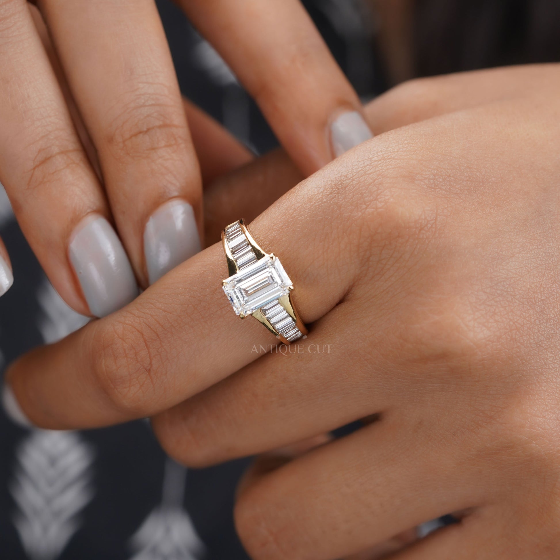 Emerald 3.20tcw Lab Diamond Engagement Ring | 2.5ct Center | Baguette Band | IGI Certified