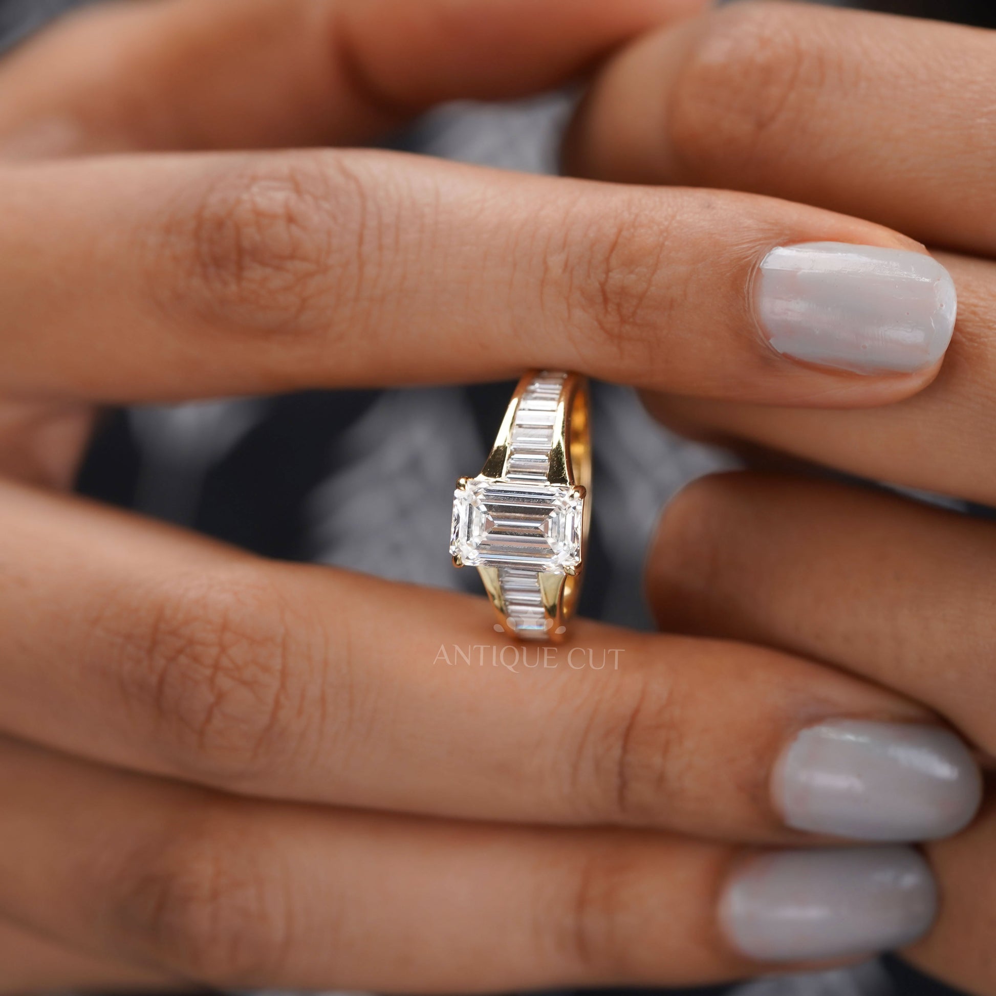 Emerald 3.20tcw Lab Diamond Engagement Ring | 2.5ct Center | Baguette Band | IGI Certified