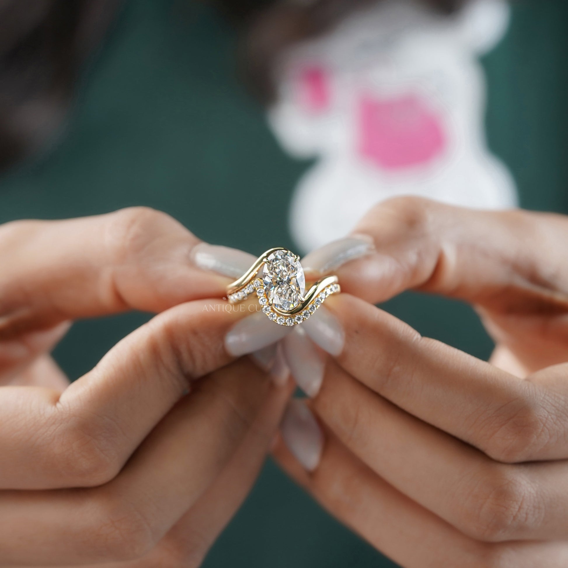 Modern Curve 3.20tcw Oval Lab Diamond Engagement Ring | Matching Curved Band | IGI Certified