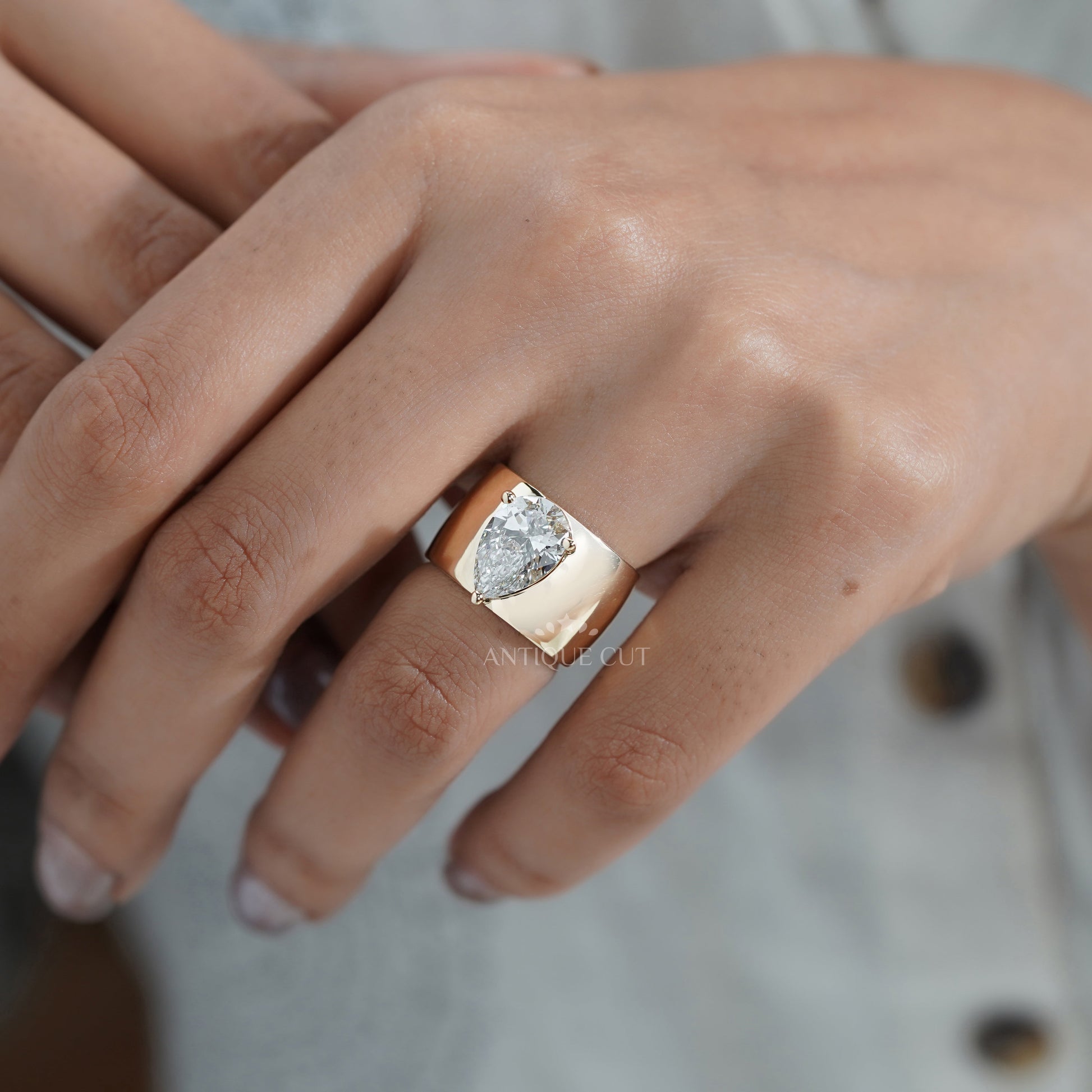 3.00ct Pear Lab Grown Diamond Wide Band Ring | Modern Yellow Gold