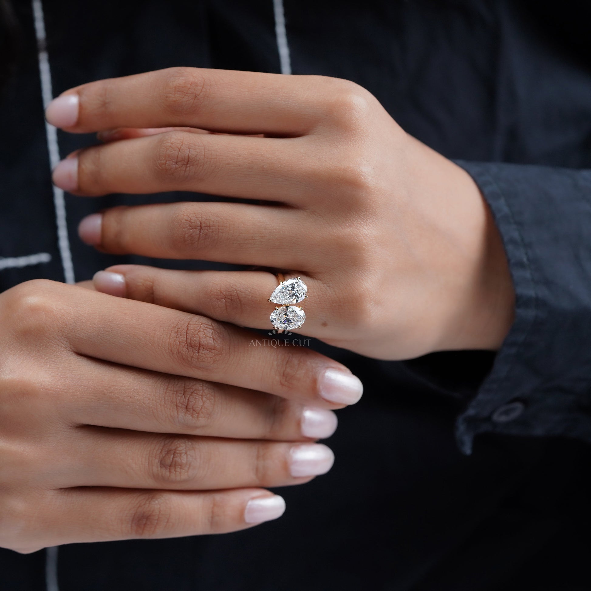 Oval and Pear 4.00tcw Lab Diamond Toi Et Moi Engagement Ring | IGI Certified | Modern Setting