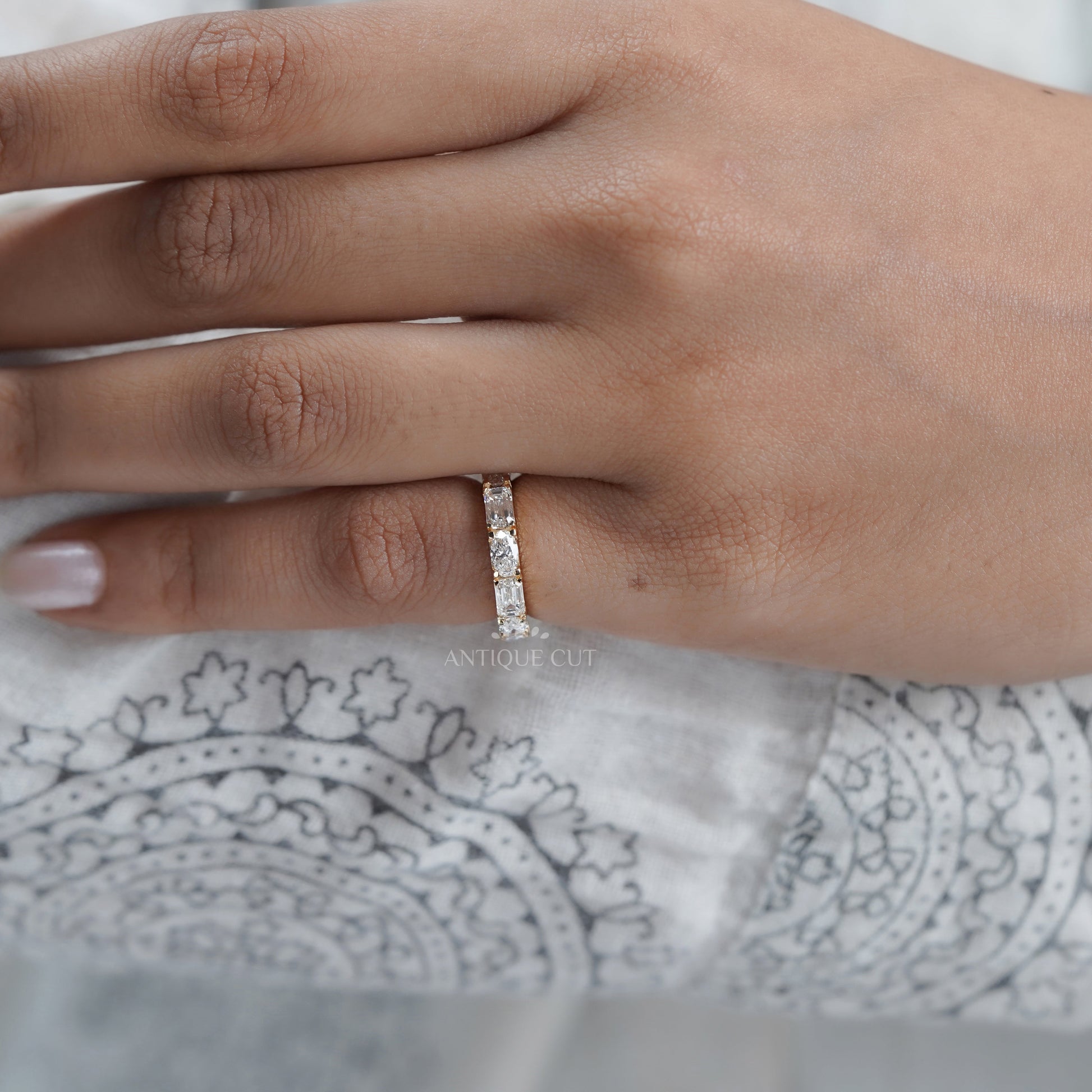 Emerald & Oval 2.00tcw Lab Grown Diamond Band Ring | IGI Certified | Yellow Gold | Half Eternity Style | VVS–VS Clarity