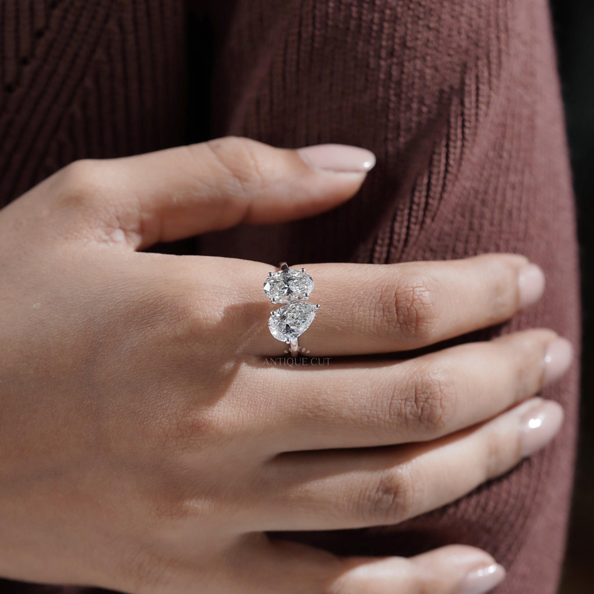 Oval & Pear 4.40tcw Toi et Moi Lab Grown Diamond Engagement Ring | IGI Certified