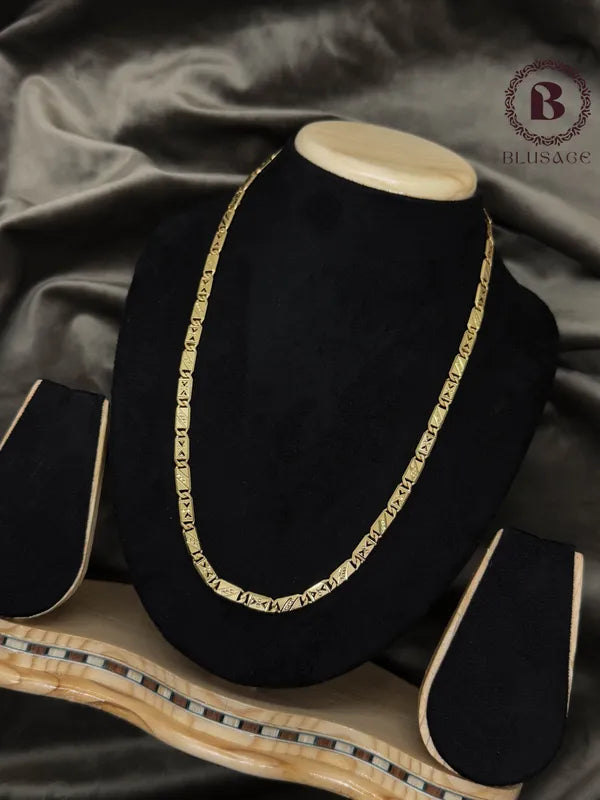 Triangular cutting Biscuit in IGP Brass Gold Plated Nawabi Chain For Stylish Men