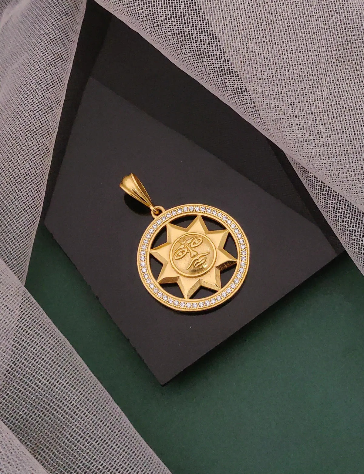 Sun Star Diamond Round Pendant