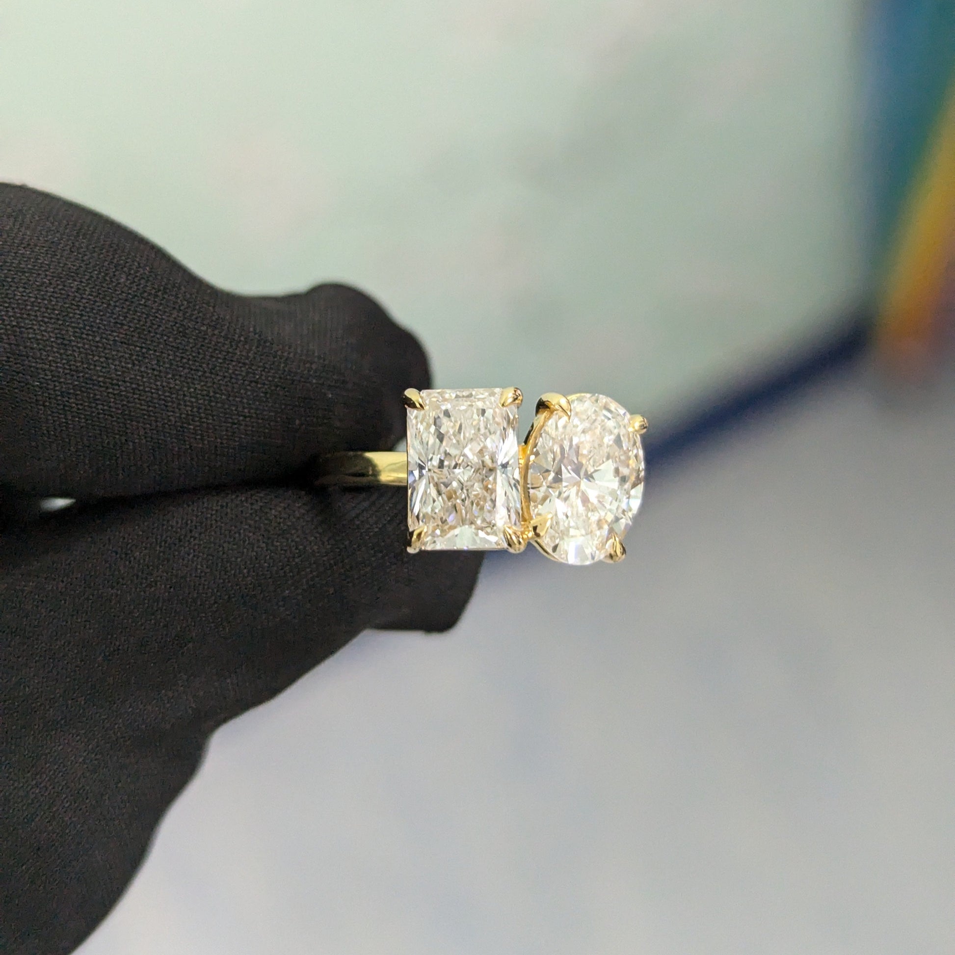 Emerald And Oval 4.00tcw Toi et Moi Lab Diamond Ring | IGI Certified | 10k 14k 18k Gold