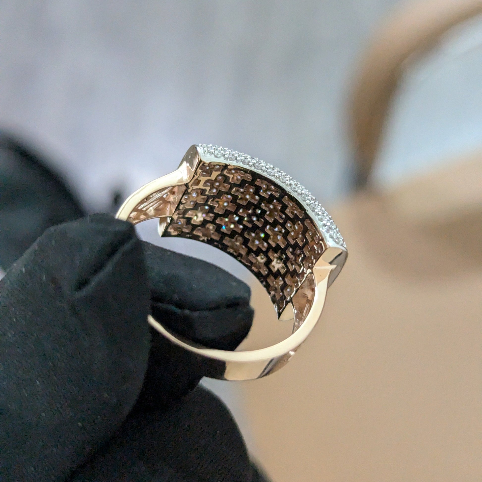 2.00ct Round Lab Grown Diamond Men's Pavé Ring | D-E-F Color | VVS–VS Clarity | IGI Certified | Eco-Friendly