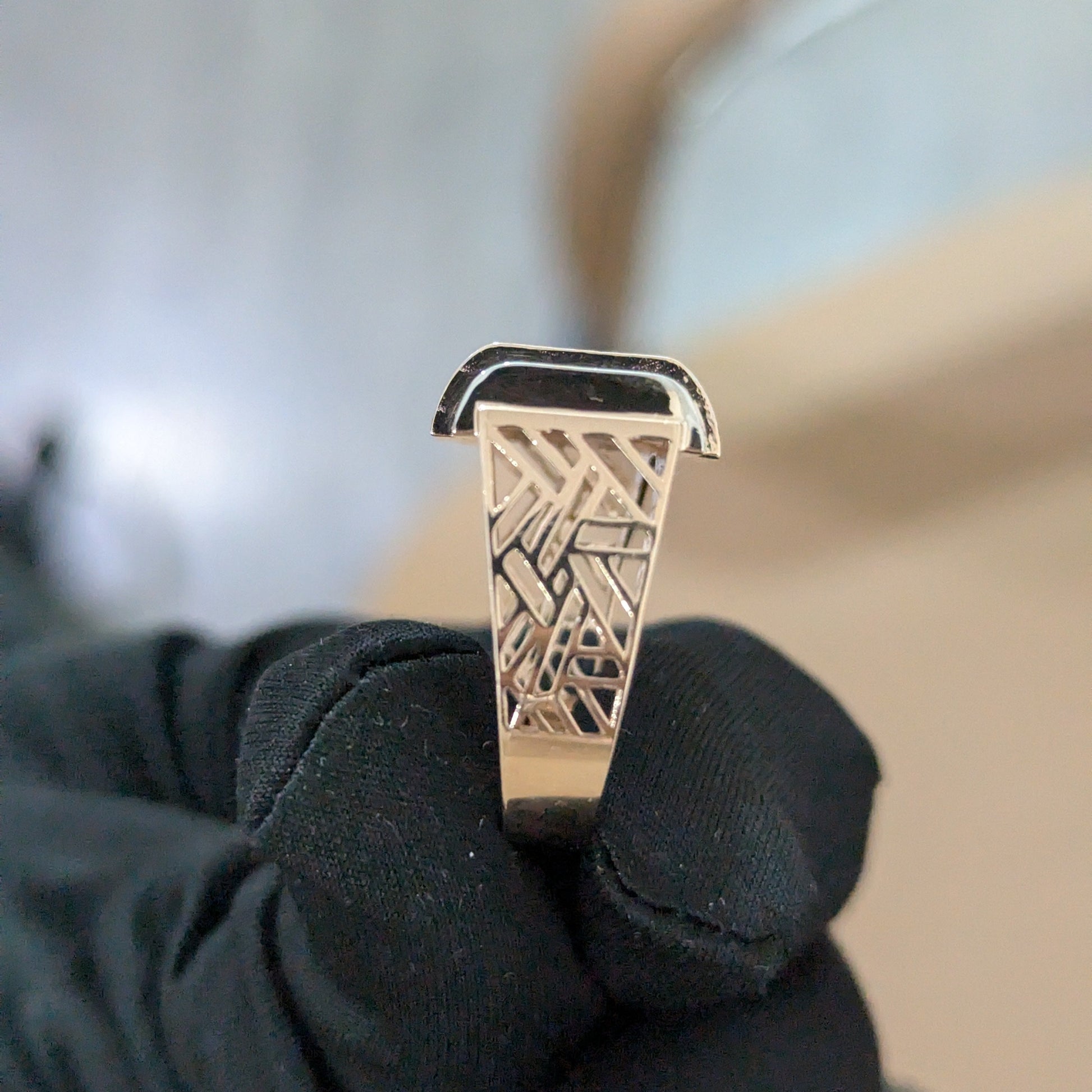 1.00ct Round Lab Grown Diamond Men's Ring | Rose Gold Pavé Band | VVS–VS Clarity | D-E-F Color | IGI Certified