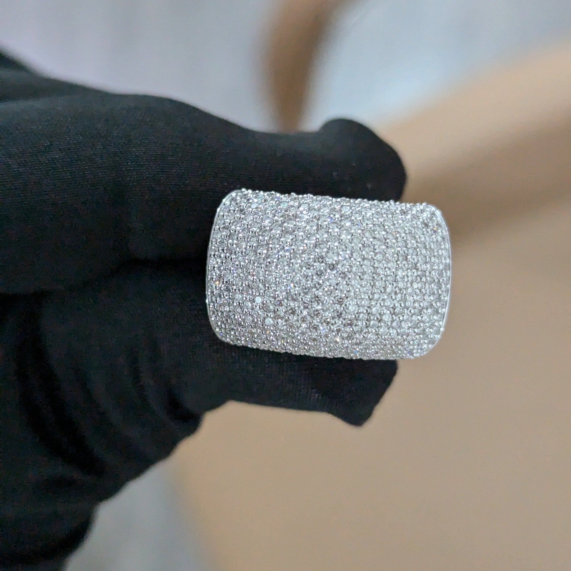 2.00ct Round Lab Grown Diamond Men's Pavé Ring | D-E-F Color | VVS–VS Clarity | IGI Certified | Eco-Friendly