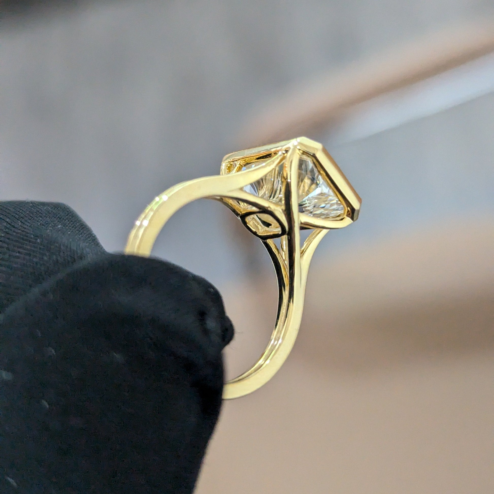 Modern 4.00ct Radiant Lab Diamond Ring | Bezel Cathedral Setting | IGI | Ethical Gold